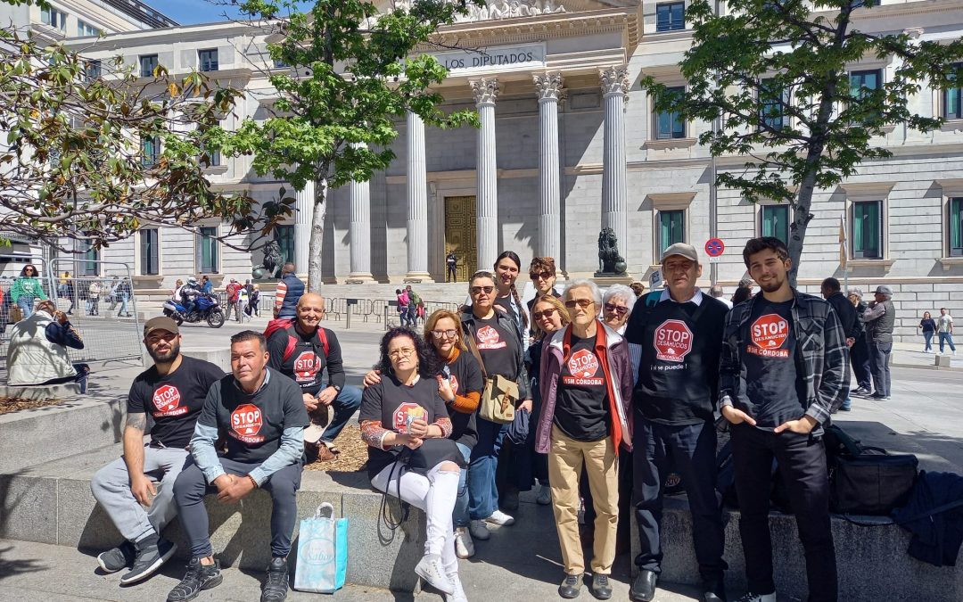 La plataforma 15M-Stop Desahucios Córdoba se manifiesta en Madrid