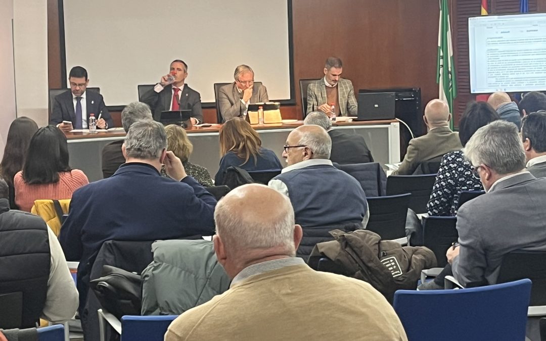 USTEA denuncia la falta de paridad en el pleno del Consejo Escolar de Andalucía