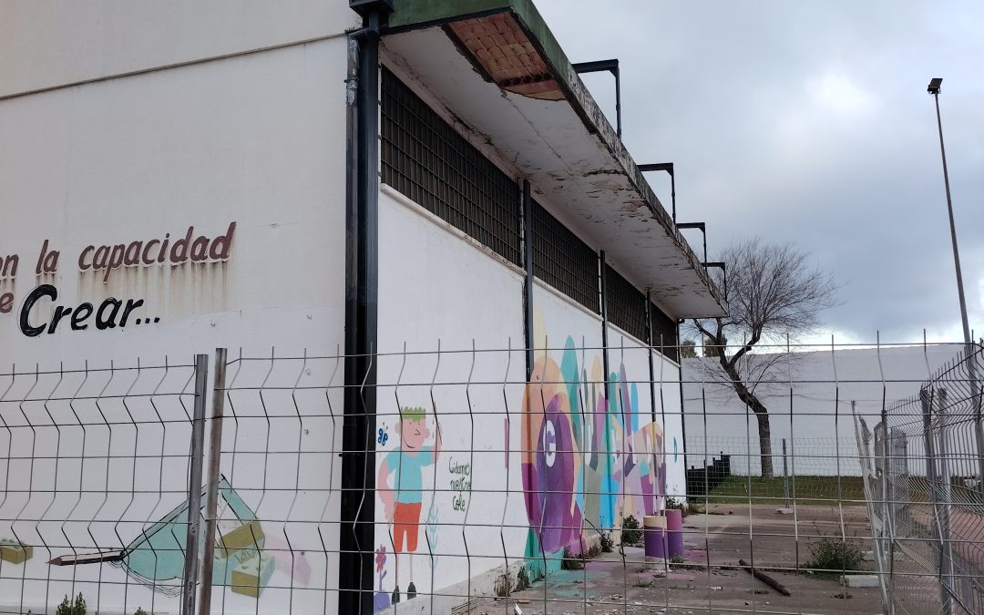 La AFA «con la capacidad de crear» del CEIP Algafequi se concentrará para exigir una instalaciones seguras